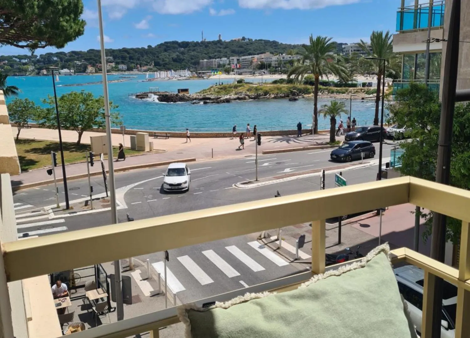 Studio Devant La Mer Antibes Apartment